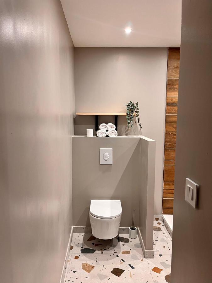 Au Coeur De Hyeres, Ideal Pour Les Couples ! Экстерьер фото
