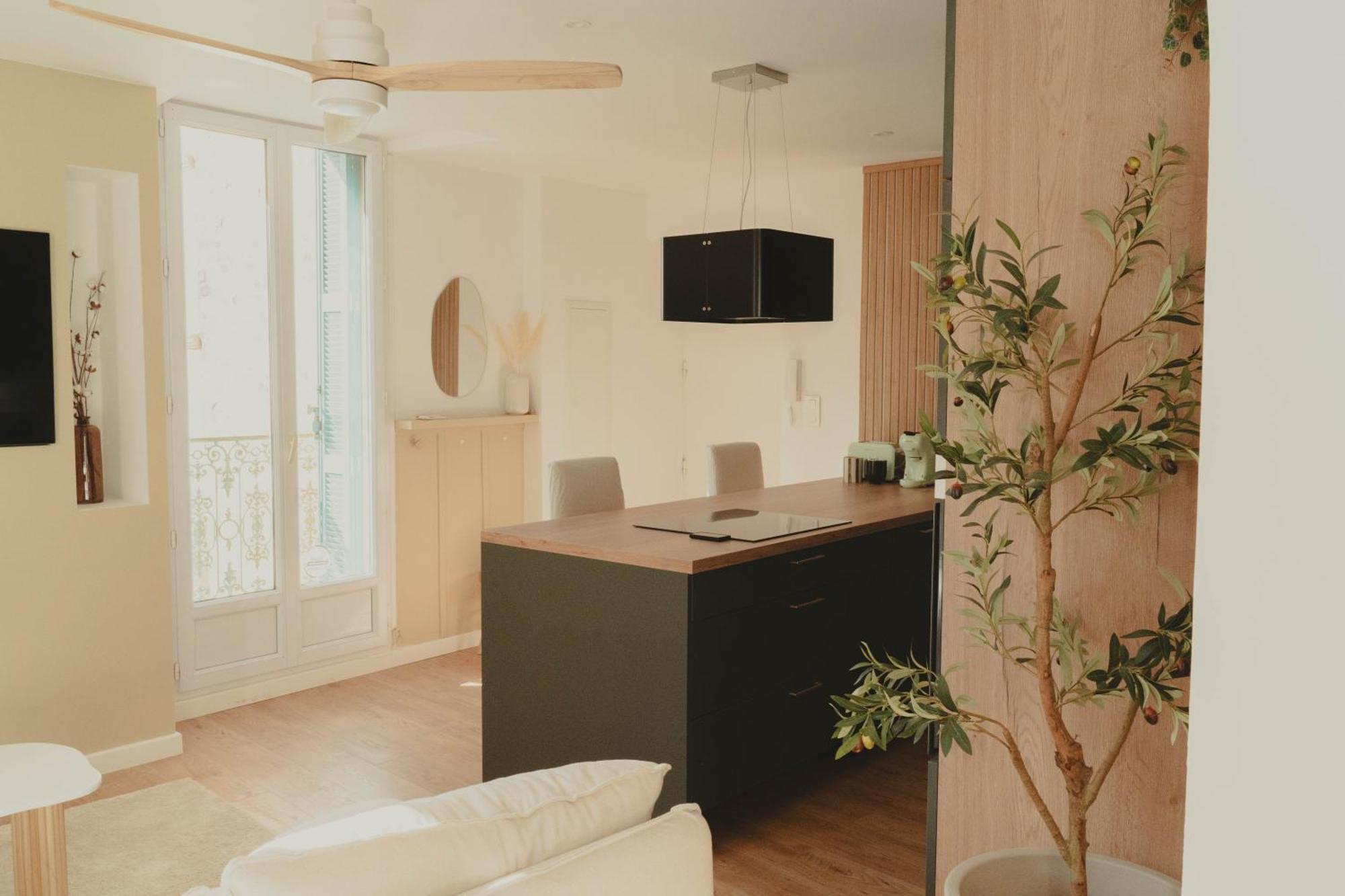 Au Coeur De Hyeres, Ideal Pour Les Couples ! Экстерьер фото